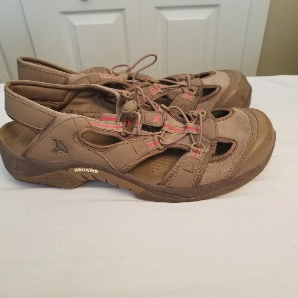 Rugged Shark Aquaire Outdoor Hiking Sandals Tan Bungee Lace Closed Toe Mens 10